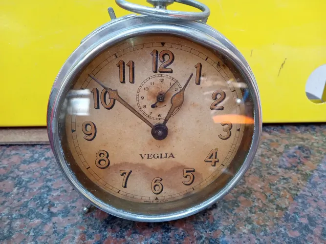 Despertador antigo veglia 