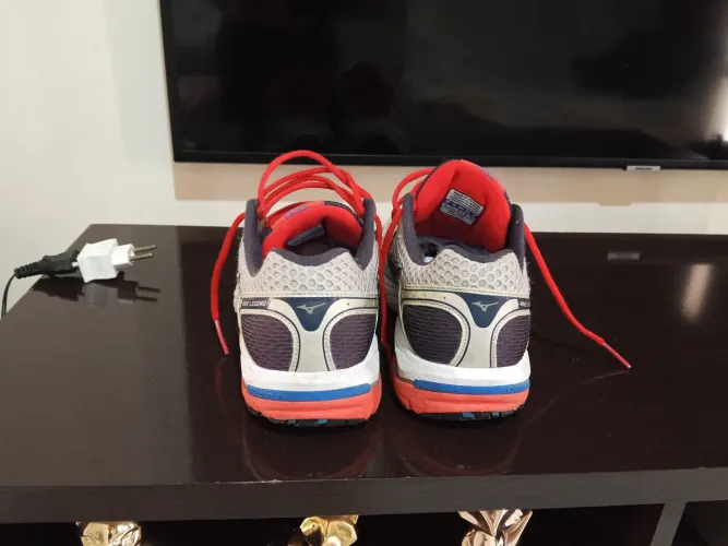 Tênis Mizuno wave