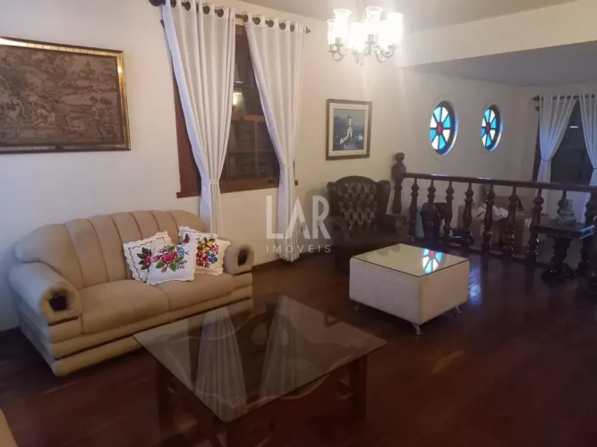 Casa à venda, 4 quartos, 2 suítes, 6 vagas, São Luiz - Belo Horizonte/MG