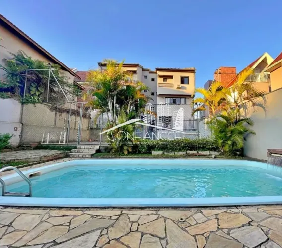Casas com piscina à venda em Abranches, Curitiba/PR | Confiancce Imóveis