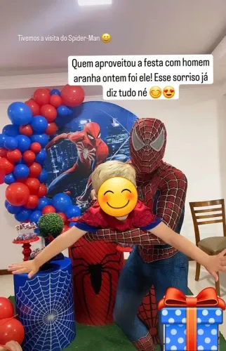 Homen aranha na sua festa