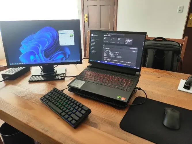 Notebook Gamer Dell G15 - RTX 4060 + Ryzen 7 7840HS + 16GB Ram DDR 5 5600mhz + 512gb SSD