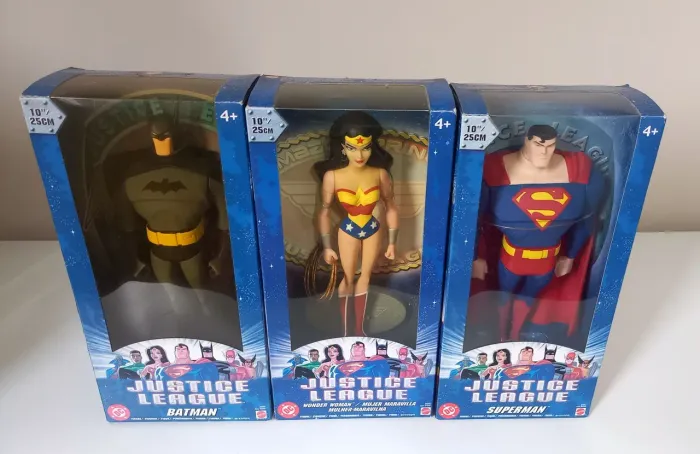 Bonecos Justice League - Batman, Superman e Mulher Maravilha
