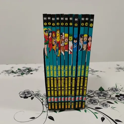 COLEÇÃO PANINI LENDAS OS NOVOS TITÃS FASE GEORGE PÉREZ (1 A 11)