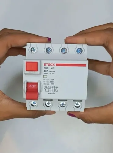 Interruptor Diferencial Residual Tetrapolar 400vca 40a 30ma SDR44030 Steck