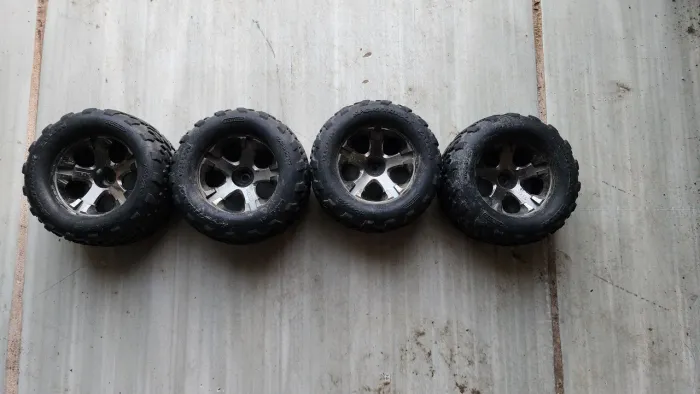 Jogo de Rodas TRAXXAS stampede 4x4 Rustler 4x4 Slash 4x4 