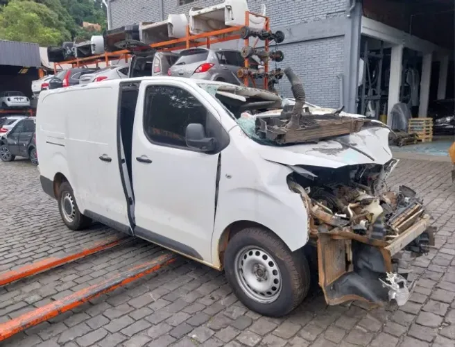Sucata Peugeot expert 1.6 diesel 2017 a 2023 Peças