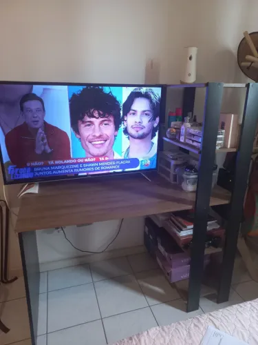 Vendo Escrivaninha Estante