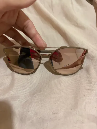 Vendo óculos chilli beans