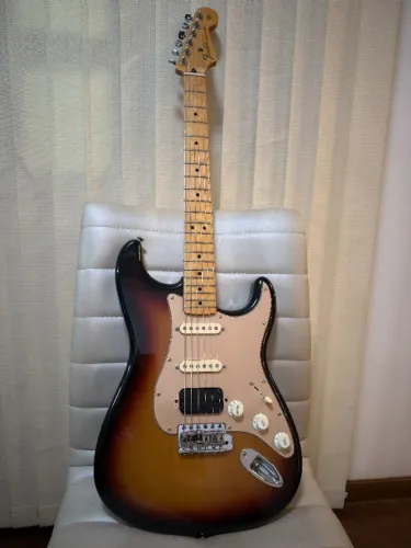 Guitarra Fender Mex Customizada Ponte Gotoh+3 Caps Dimarzios Top+Tarraxas Fender C/Trava!