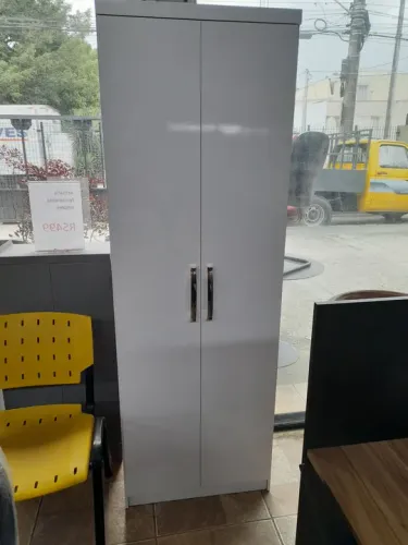 Armário multioso 2 portas com prateleiras- Nova