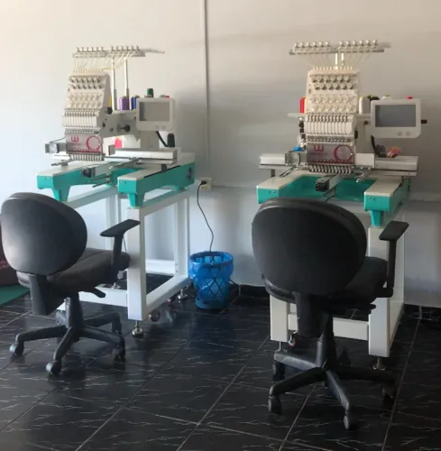 Máquinas de Bordados  Industriais 12 agulhas 