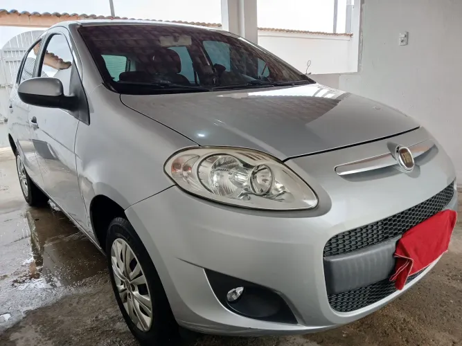 Fiat Palio Attractive 1.0 EVO Fire Flex 8V 5P 2013