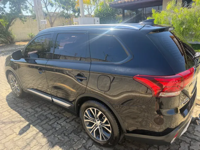 Mitsubishi Outlander 2.0 16V 160cv Aut. 2017