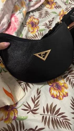 Duas Bolsas fenzzo, couro