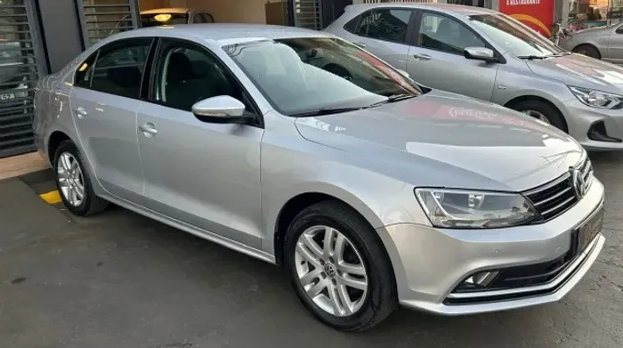 Volkswagen Jetta Comfort. 250 TSI 1.4 Flex 16V Aut. 2016