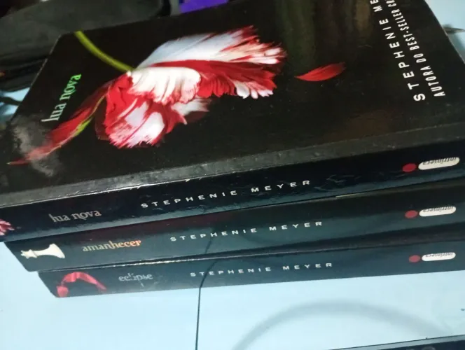 livros da saga crepúsculo
