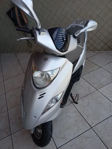 Suzuki Burgman 125