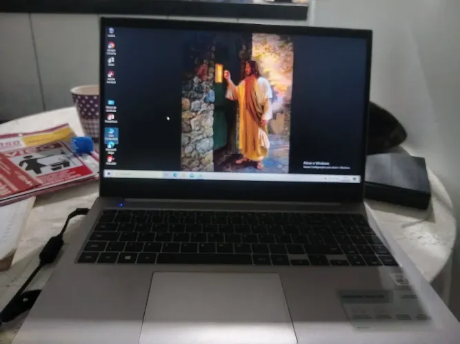 Notebook Samsung de 3700 por favor 1250