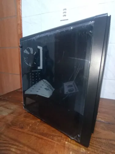 Gabinete Aerocool RGB
