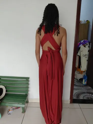 Vestido para eventos semi novo 200 reais