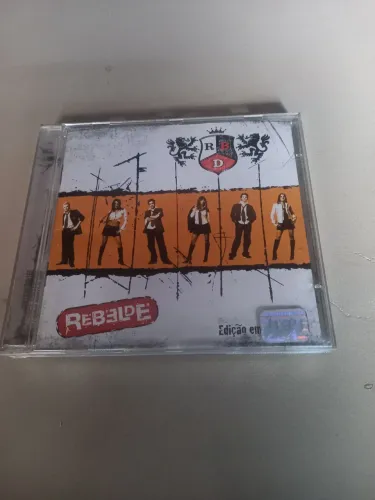 CD REBELDE EDIÇÃO EM ESPANHOL