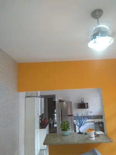 Faço qualquer serviço de pedreiro, pinturas, reparos, hidráulica e elétrica