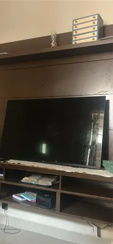 Vendo tv para retirada de peças