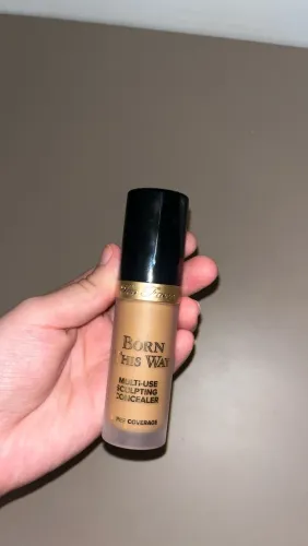 Vendo Corretivo Too Faced Born This Way Super