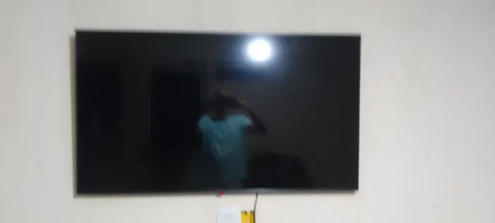 Boa noite vendo essa tv smart tá perfeita funcionando ela tem 50 polegadas tá ótima 