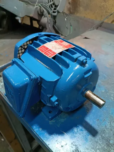 Motor elétrico Weg trifásico 11/2cv3450 rpm BB
