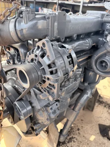 Motor x12 6 cilindros 