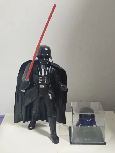Star Wars Darth Vader Raro em PVC e capacete