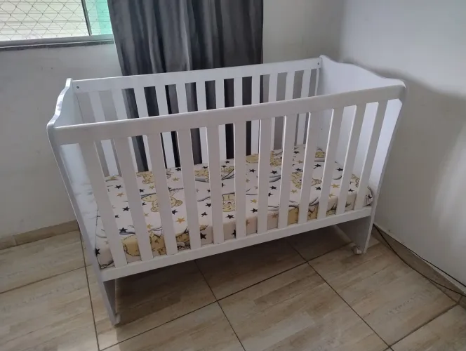 Berço Semi Novo