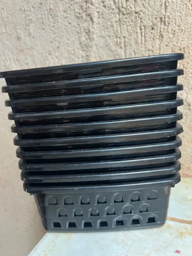 10 cestinhas pequenas organizadoras,ideais para lojas de semijoias ou como desejar