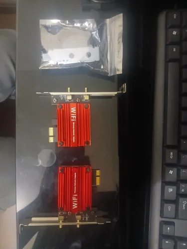 Vendo duas Placa Wi-Fi 1800 Mbps Dual Band 2.4/ 5ghz 600 falta as antenas mais são novas