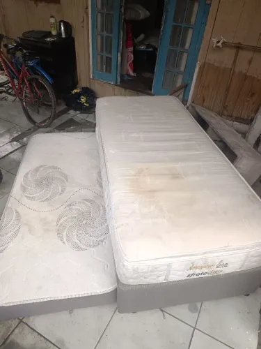 Cama de solteiro dupla