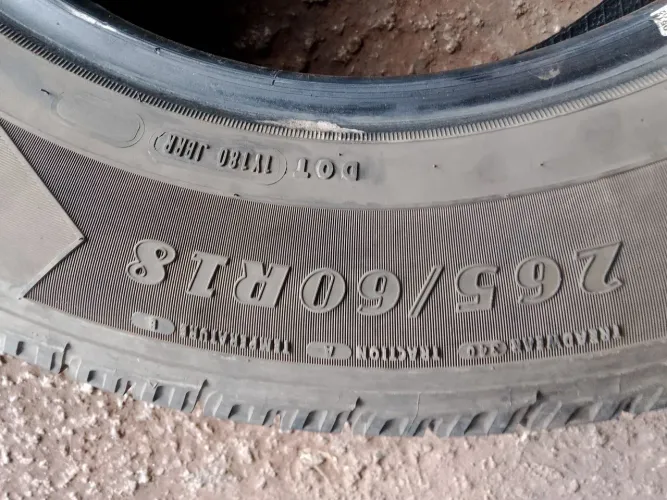 Pneu aro 18 265/60 R18 novo