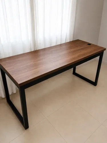 Mesa para escritório 1,90 X 0,70