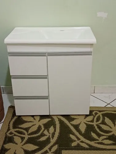 Gabinete p banheiro