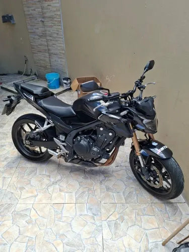 Vendo minha moto cb500f 2024