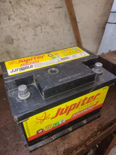 bateria usada de automóveis