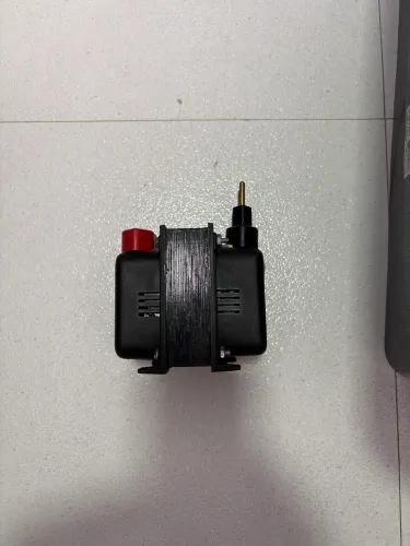 Autotransformador Universal Artlux 300 VA (Bivolt)