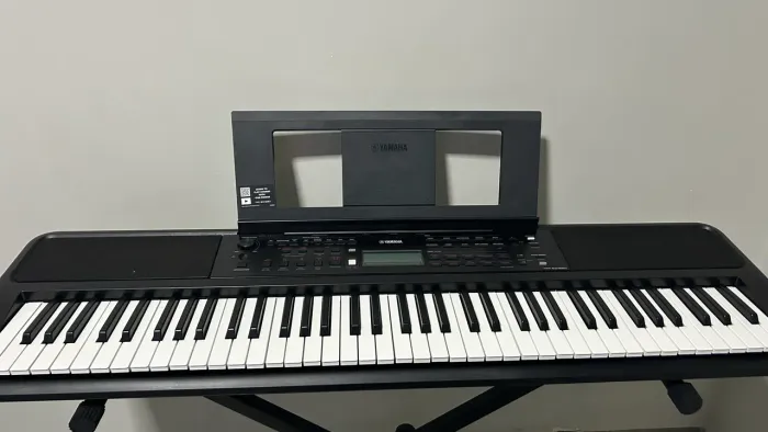 Teclado Yamaha PSR-EW320 - 76 Teclas Sensitivas (OLX Pay / Garantia da Plataforma)