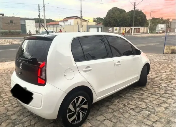 Volkswagen Up! Move 1.0 Total Flex 12V 5P 2015