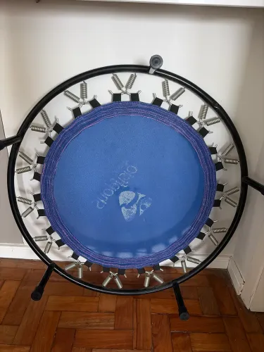 Trampolim para fisioterapia