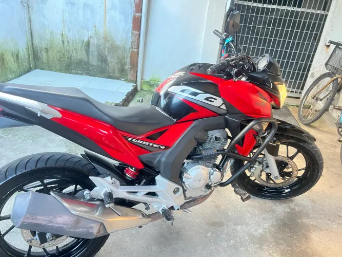 Cb 250