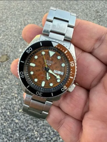 Relógio SEIKO SPORT AUTOMÁTICO  -  MUITO NOVO