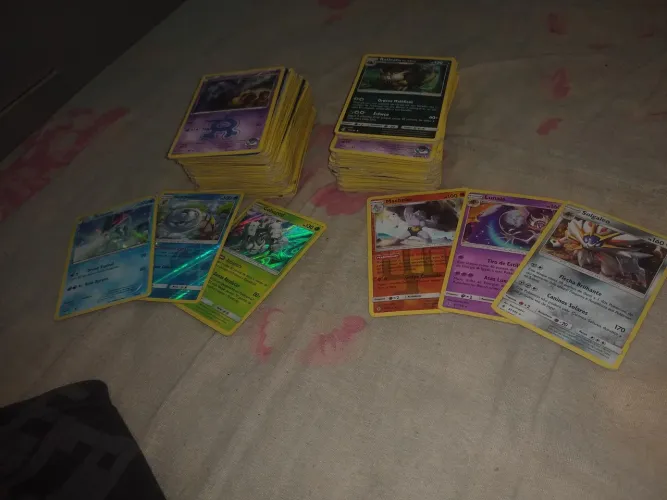 Cartas Pokémon - 240 Cartas + 17 Brilhantes barato (LOTE COMPLETO)
