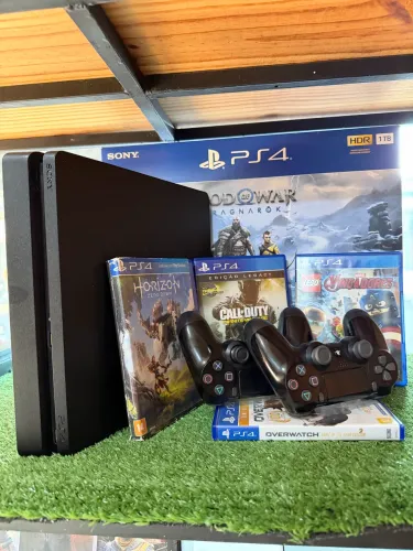 ? PS4 SLIM 1TB SEMI NOVO + COMBO PRA NEM PENSAR! ?